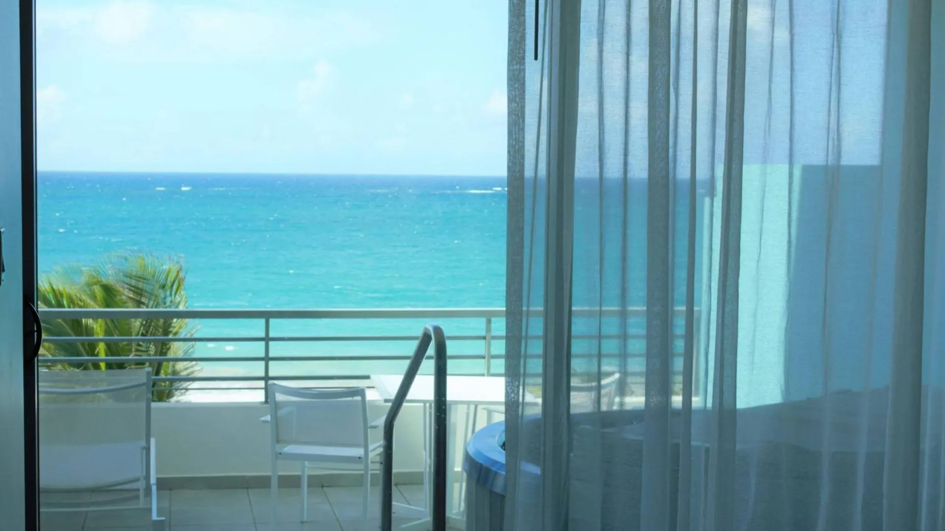La Concha Renaissance San Juan Resort Hotel